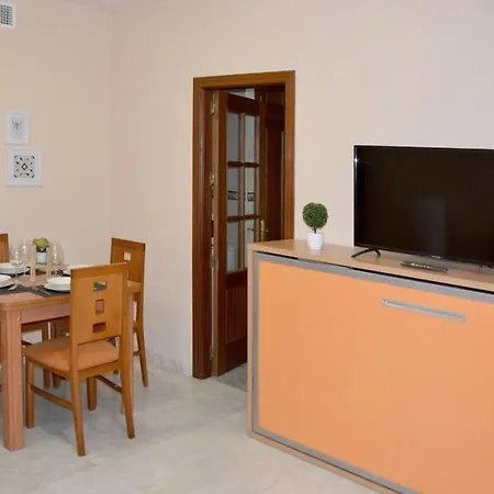 Casa Patio Palmeras 5 Y 6 * Cordova